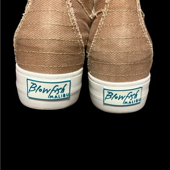 Women’s Blowfish Tan Canvas Sneakers with White Soles - Picture 5 of 7